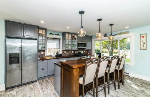 Chelsea Lake House, Game Room, & Pontoon-rental - Foto 2