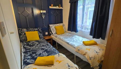 Unique Caravan with Outdoor Space - Foto 4