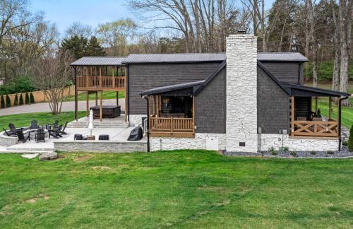 3BR Luxury Log Cabin Near Franklin - Foto 68