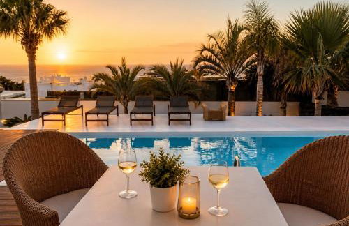 Villa Claus - Private Pool Oasis in Puerto Calero - Foto 8