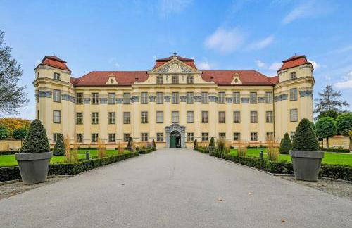 Golden Poodle Luxusappartment am Neuen Schloss Tettang - Foto 17