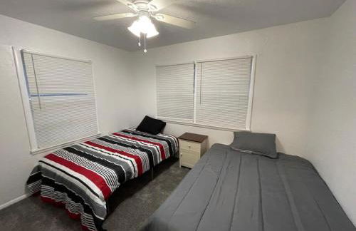 Cozy 3-Bedroom, 1-Bath Home Close to Fort Sill - Foto 18