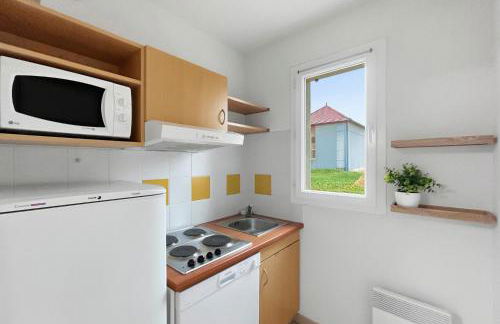 T3 chaleureux avec terrasse et piscine chauffée - Foto 11