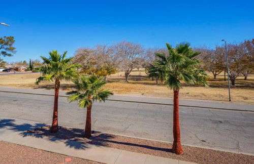 Private Pool Retreat Steps from Album Park - Foto 18