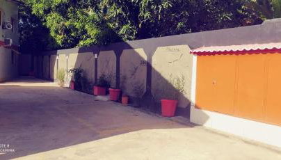 FLATS na Praia do Rio Âmbar, 40 m da praia, com 60 m2, cozinha completa, 2 quartos com ar condicionado, acomoda 8 pessoas, piscinas, área de lazer, WIFI, caseiro, ambiente familiar. - Foto 5