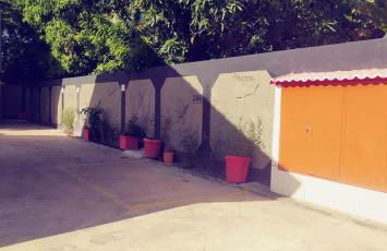 FLATS na Praia do Rio Âmbar, 40 m da praia, com 60 m2, cozinha completa, 2 quartos com ar condicionado, acomoda 8 pessoas, piscinas, área de lazer, WIFI, caseiro, ambiente familiar. - Foto 5