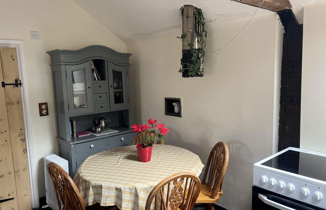 Cozy Cabin Retreat in Gloucestershire - Foto 13