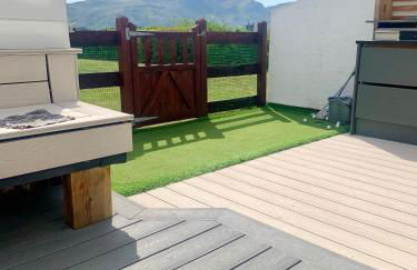 Seaside Escape - Deganwy Beach Cottage - Sea Views & Golf Course Views - Photo 4