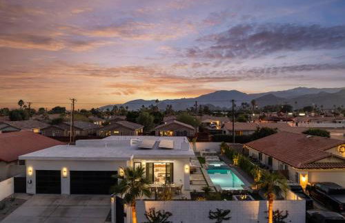 Desert Oasis: Pool, Spa, Golf Sim + EV Charger - Foto 65