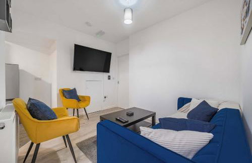 Stylish 3 Bed 3 en-suite home in a popular part of Liverpool - Close by to City Centre - Free Parking - Foto 2