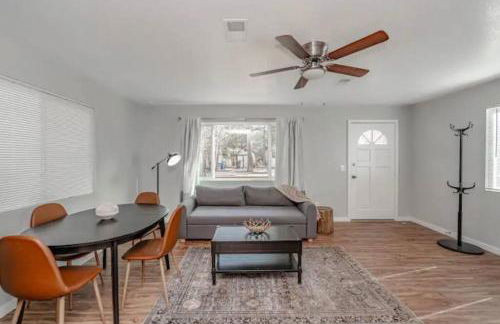 Bear Forest Hideaway, 5 Bed's, Indoor Fireplace! - Foto 4