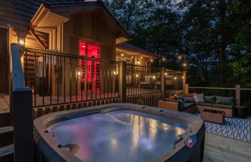Monarch's Roost Luxe Cabin w Hot Tub and Sauna 10 Min to Helen - Foto 23