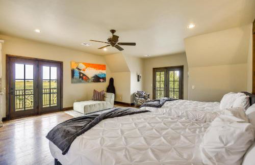 Spacious Edmond Vacation Rental with Hot Tub! - Foto 16