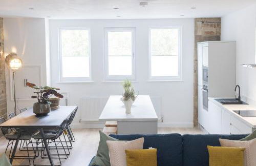 The Wagon Shed Stylish Conversion with Garden and Parking - Foto 27