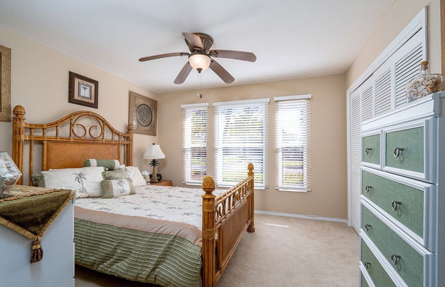 Private Pool Home ~ Just Miles From Sanibel And Fort Myers Beach ~ 3 Bedroom Home by RedAwning - Foto 5