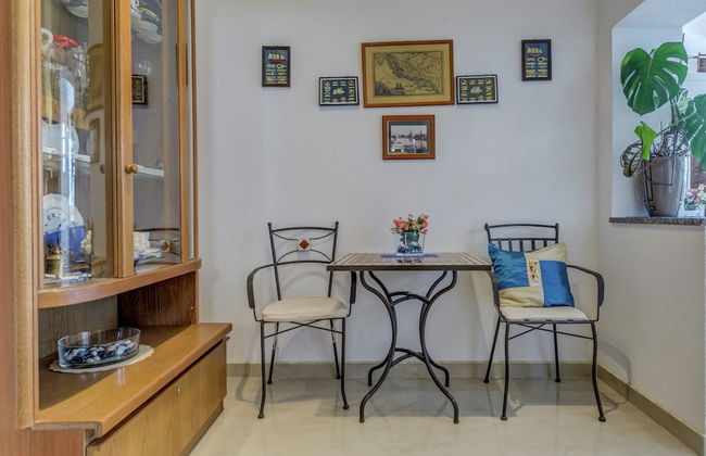 Luxurious Holiday Home in Arbanija with Hot Tub - Photo 28