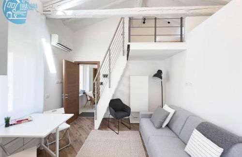 Basovizza 3 Angelica Tirabora Short Rent - Foto 1