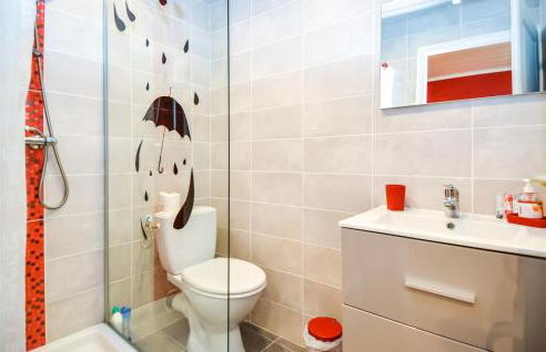 Lovely Home In Pont-Saint-Esprit - Foto 40