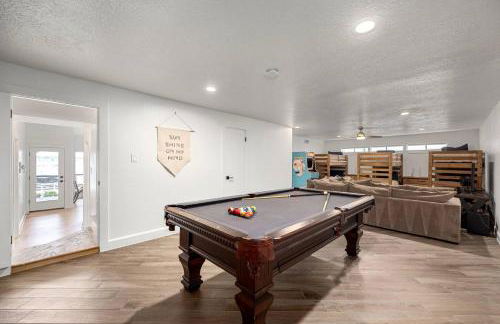 Lakefront LUXE | Pool, Spa, Jet Ski at Happy Place - Foto 27