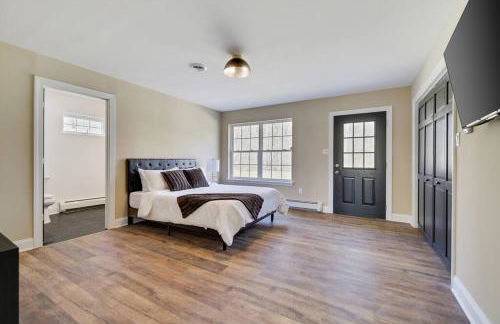 Luxe Lrg Pocono House for 18 Hot Tub/Gameroom/Pool - Foto 59