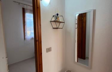 Villetta MP casa sviluppata su due piani con doppia veranda e parcheggio privato - Foto 12