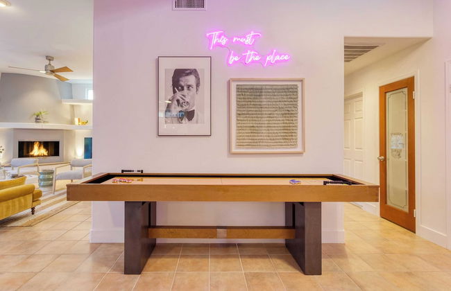 Pool + Hot Tub, Yard, Games Chic Midcentury Design Painted Sand by Avantstay - Photo 17