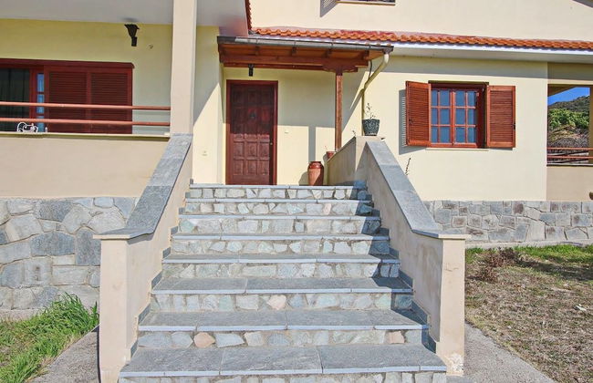 Pantso Villa - Photo 23