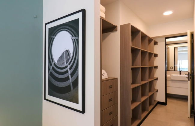 w Captivating 1BR in San Isidro - Photo 15