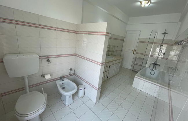 Summer Villa With Heated Private Pool - Photo 48