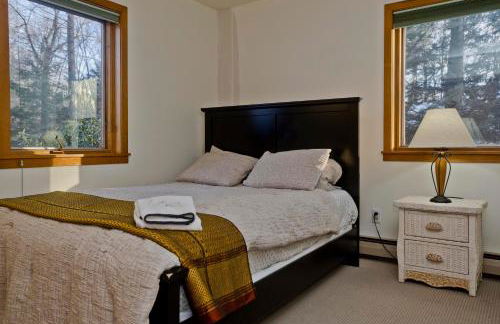 Amherst Woodland Escape - Foto 21