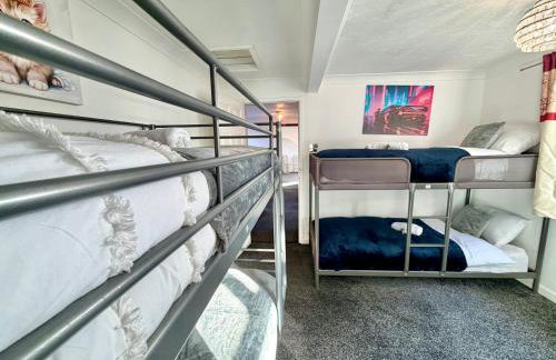 Indoor Heated Pool - Large Family Home - Sleeps 12 - Near Bournemouth Beach - Photo 35