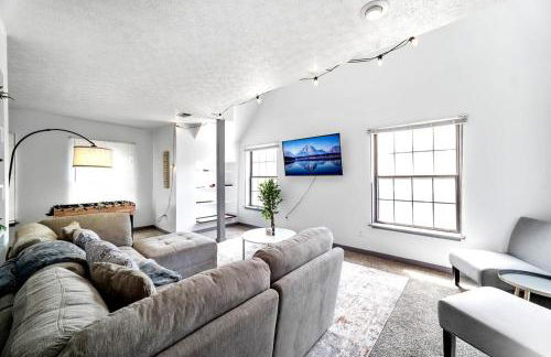 Bamboo Retreat- Private Parking -New Reno -Central - Foto 1