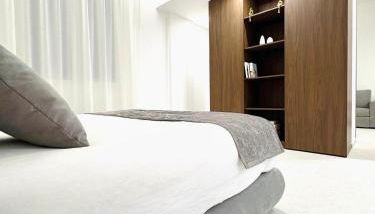 Nora's Suites - Foto 2, wardrobe