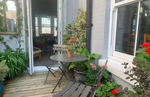 A unique and spacious river front property - Foto 11