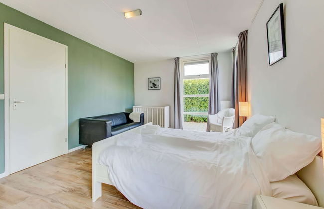 Lovely Holiday Home in Zeewolde With a Swimming Pool - Foto 13