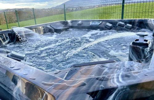 Studio GreenEscape en pleine nature avec jacuzzi - Foto 1