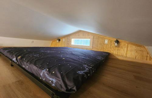 Serenity Cabin - Cozy Mountain retreat - Photo 25