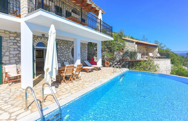 House On The Rocks in Nisaki - Photo 34