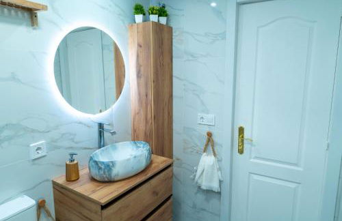 Descanso familiar junto al mar con terraza - Photo 3