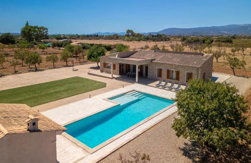 Mireia 2002 with pool and garden by BeBreeze Mallorca - Photo 11