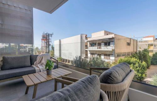 Elliniko Riviera - Family Apt Near Metro by MPS - Foto 17