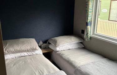 Modern Caravan 2025 with Decking - Foto 15