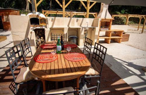 Apartment Leonie's Gîte Moulin de Tartay in Avignon by Interhome - Photo 29