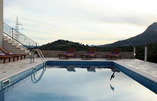 Villa Anabella peaceful holiday home with pool - Foto 10