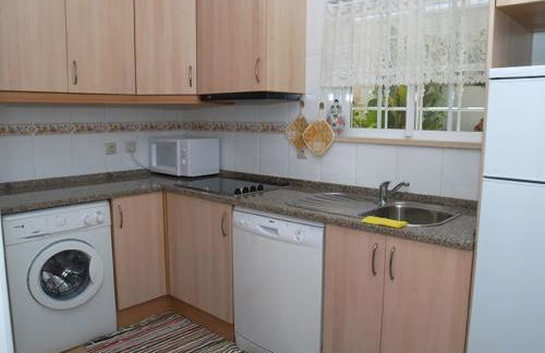 Sunny poolview Apartment - Foto 6