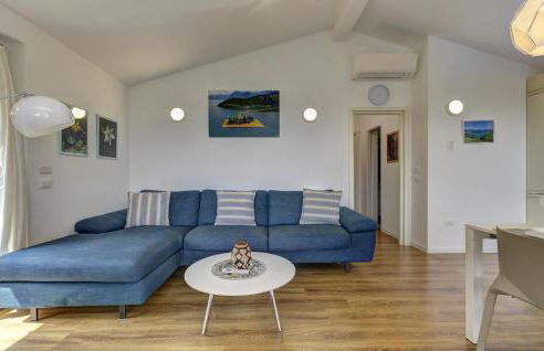 Amazing Home In Solto Collina Bg - Photo 25