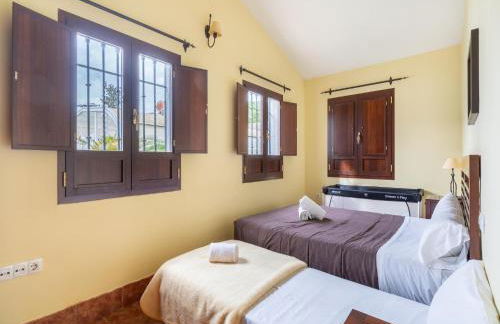 Andalusian Getaway Game of Thrones Castle - Foto 30