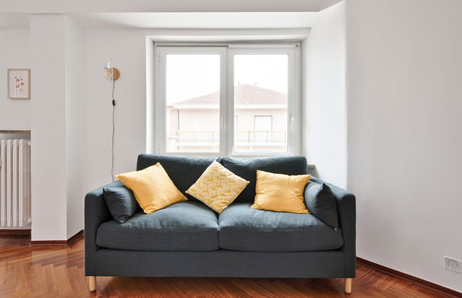 Urban House Carducci - Attic - Photo 11