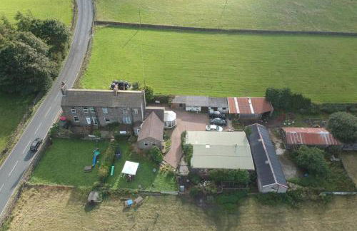 Stones Cottage Farm, nr Haworth, family friendly, work friendly, gaming barn, hot tub, free wifi, free parking, EV point - Foto 33