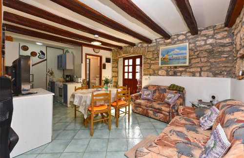 Charming Home With Pool in Barbariga - Photo 6